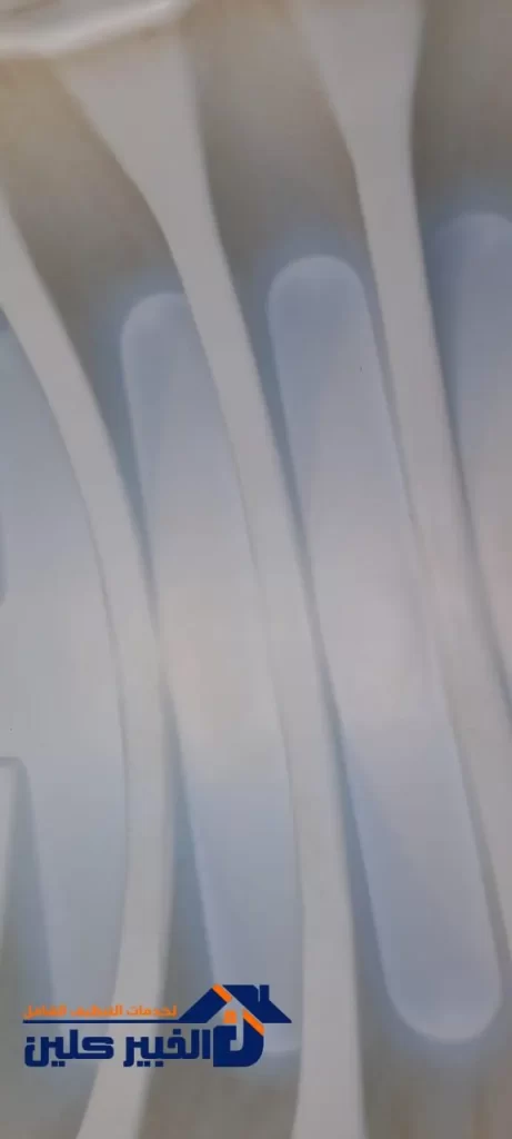 تنظيف الخزانات